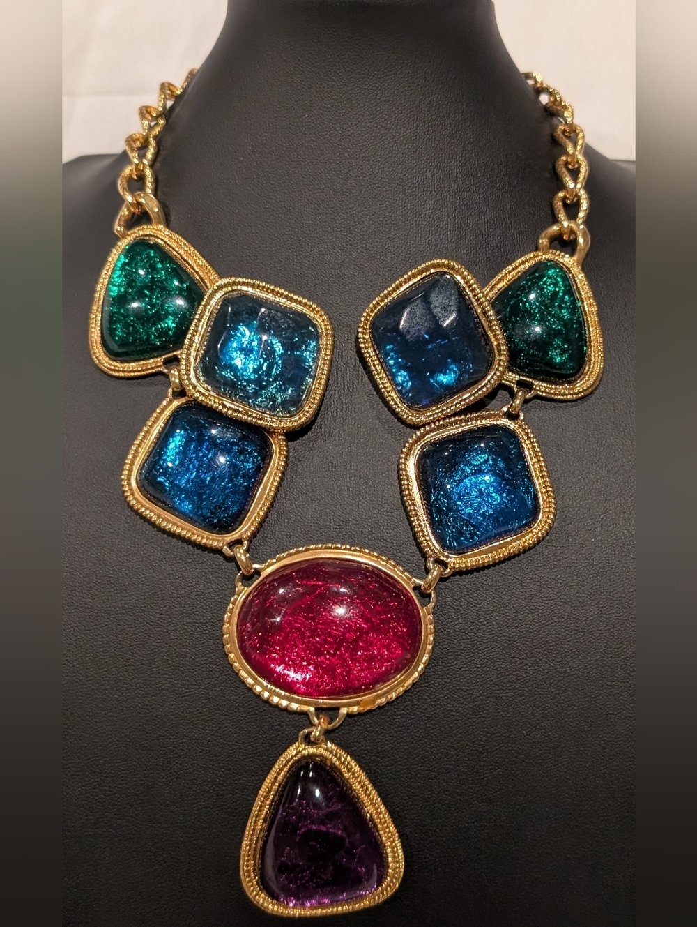 KJL For Avon Gold-Tone Necklace with Pink, Blue & Green Glass Stones - Picture 10 of 10